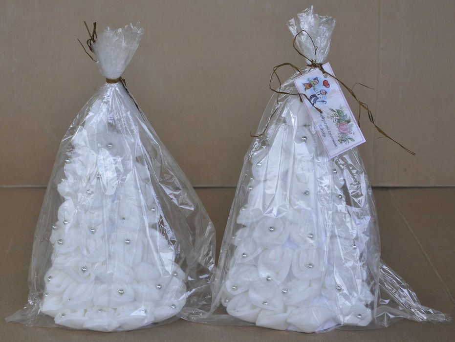 Choinki Świąteczne Wykonane Ręcznie z Płatków Kosmetycznych Nowe