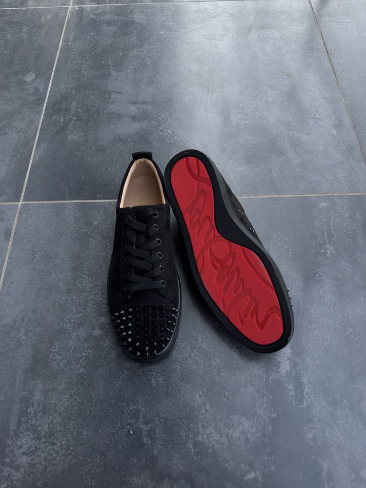 Christian Louboutin з шипами