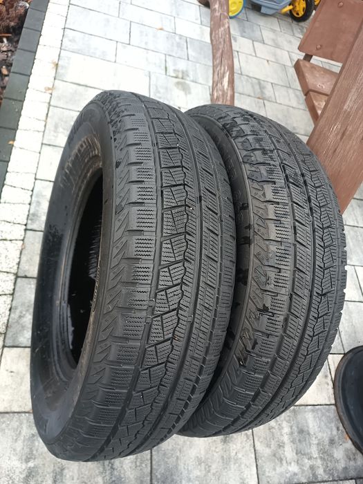 2szt opony zimowe roadmach 215/70r16