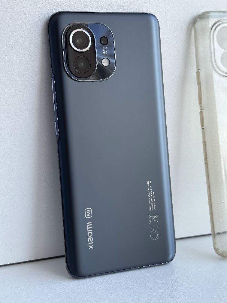 Xiaomi mi 11 8/256 gb