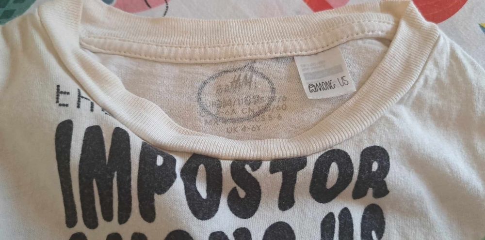 Tshirt Impostor Among Us 4- 6 anos da H&M