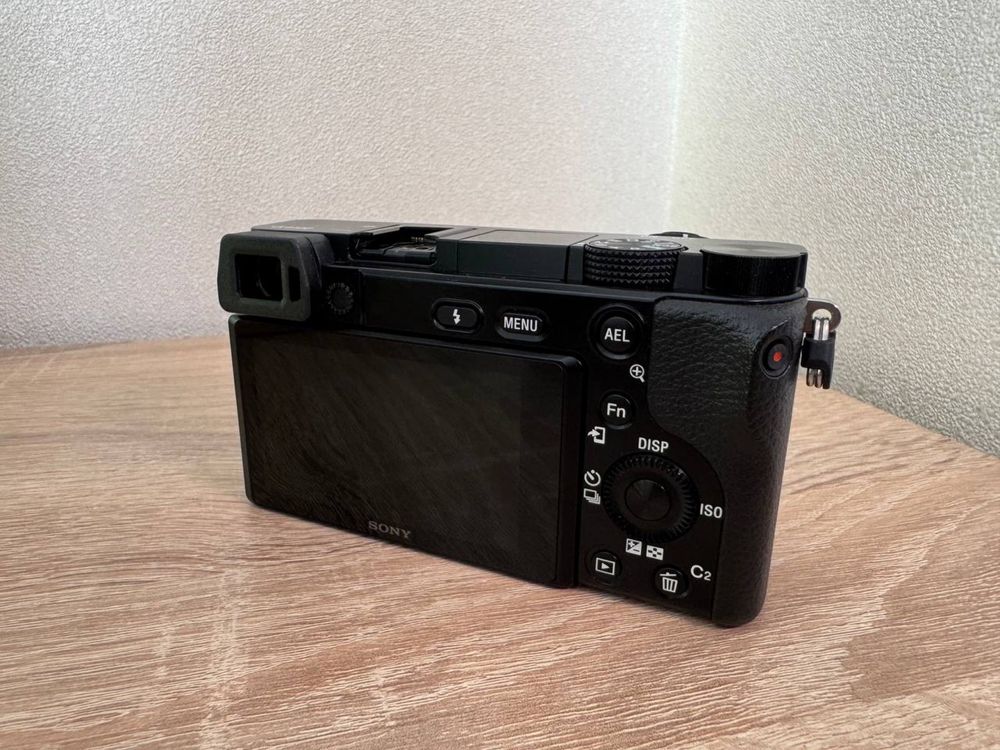 Фотоапарат Sony Alpha A6100 Body Black
