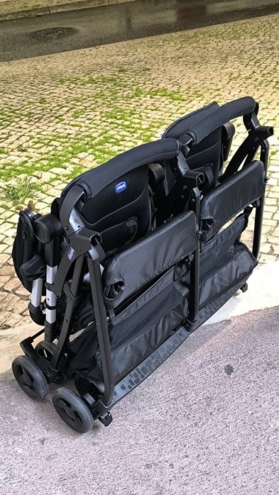 Carrinho de Bebé Gémeos CHICCO