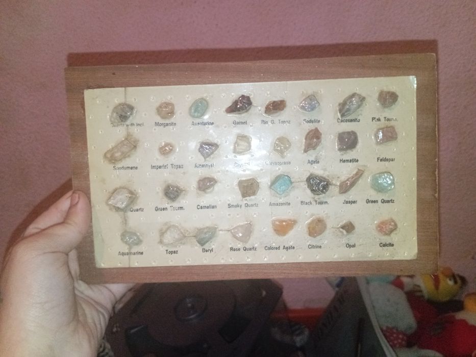 Pedras minerais antigas