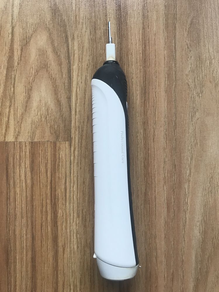 Szczoteczka automatyczna Braun Oral-B Pro 750