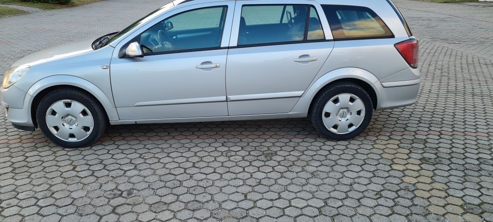 Opel Astra H 1.7 CDTI