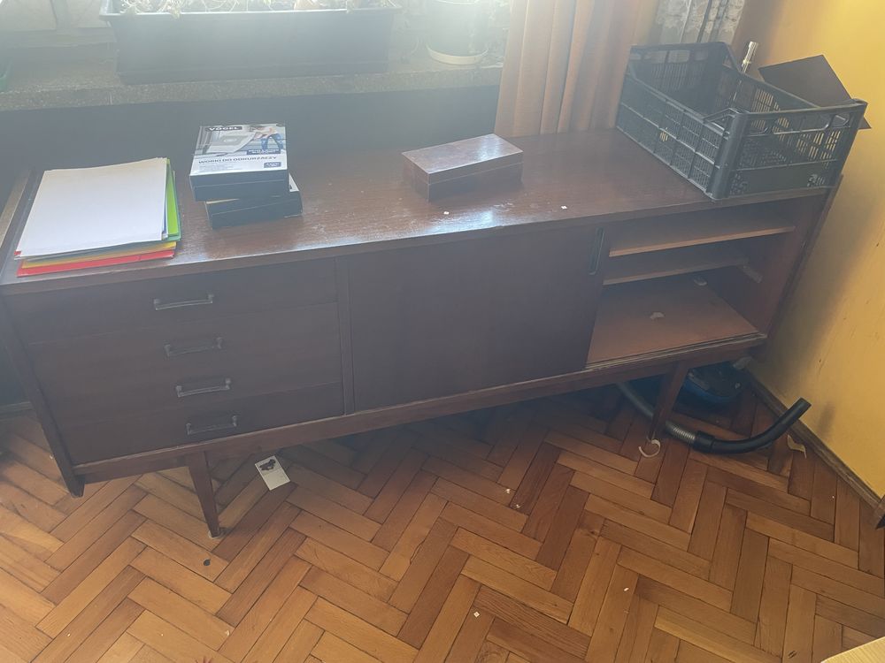 Szafka z czasow prl