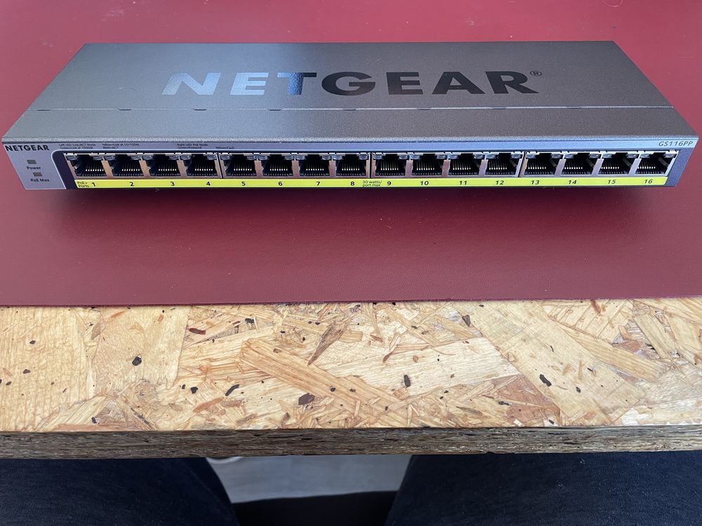 Switch POE NetGear GS116PP