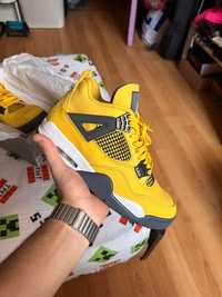 Air Jordan 4 Retro Tour Yellow (Lightning)  42