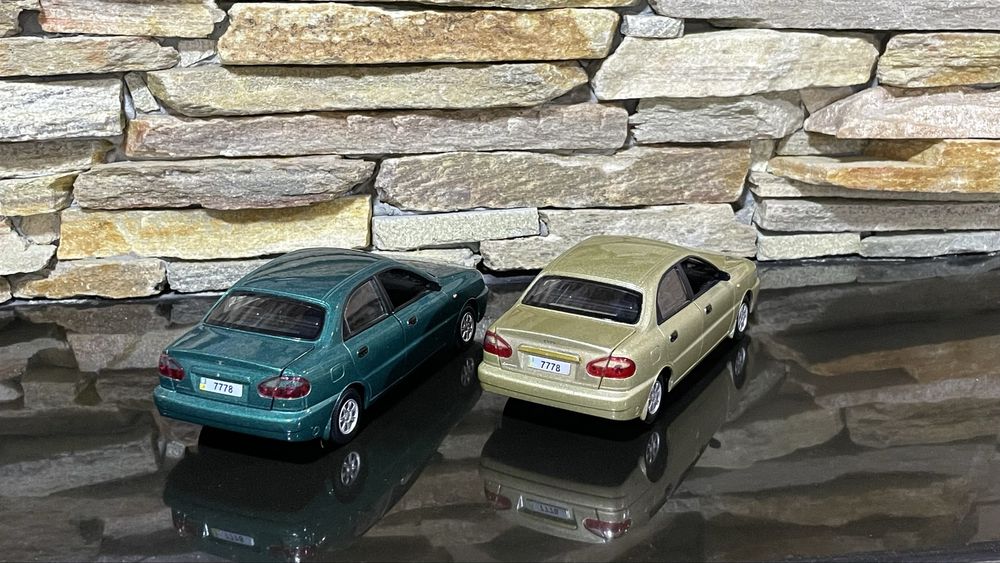 Машинка Lanos колекційна модель авто 1:22 1:24