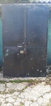 Дверь железная с кодовым замком