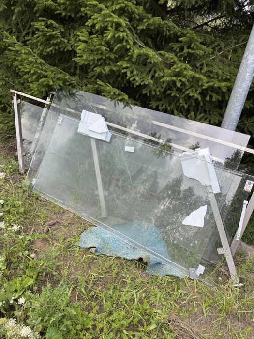 Sprzedam balustradę ze stali kwasoodpornej komplet z szybami