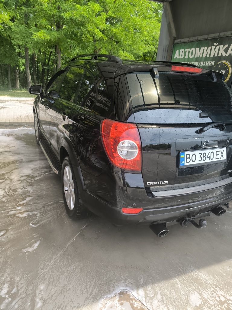 Автомобіль Chevrolet captiva