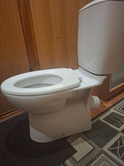 Продам унитаз б/у