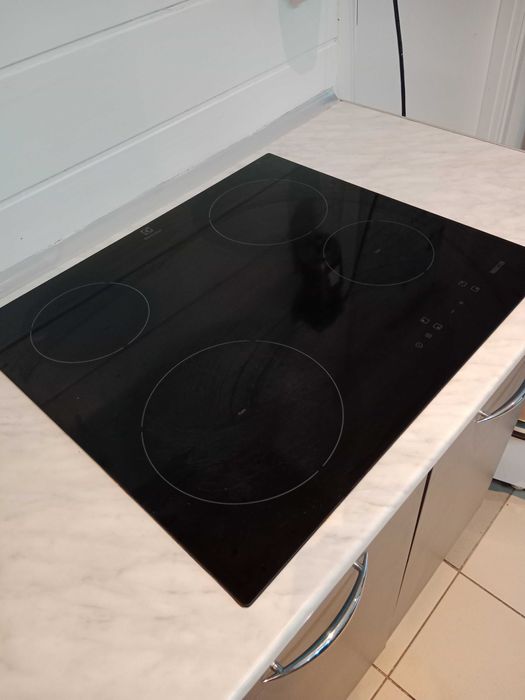 Płyta indukcyjna Electrolux