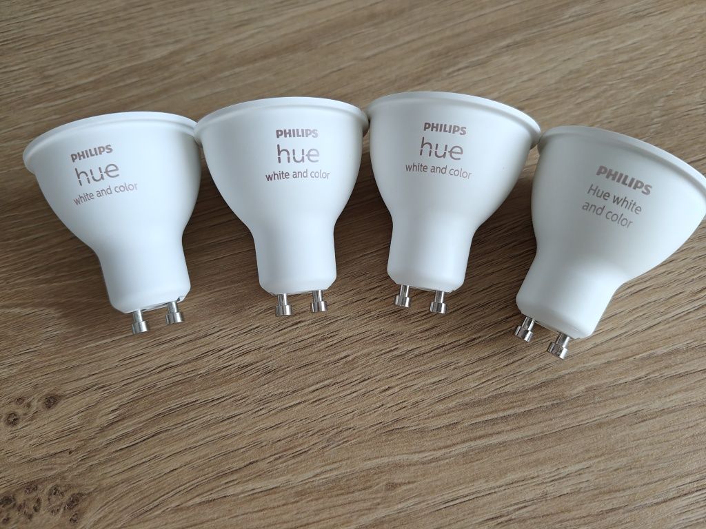 Sprzedam Nowy zestaw 4 żarówek Hue White and Color GU10