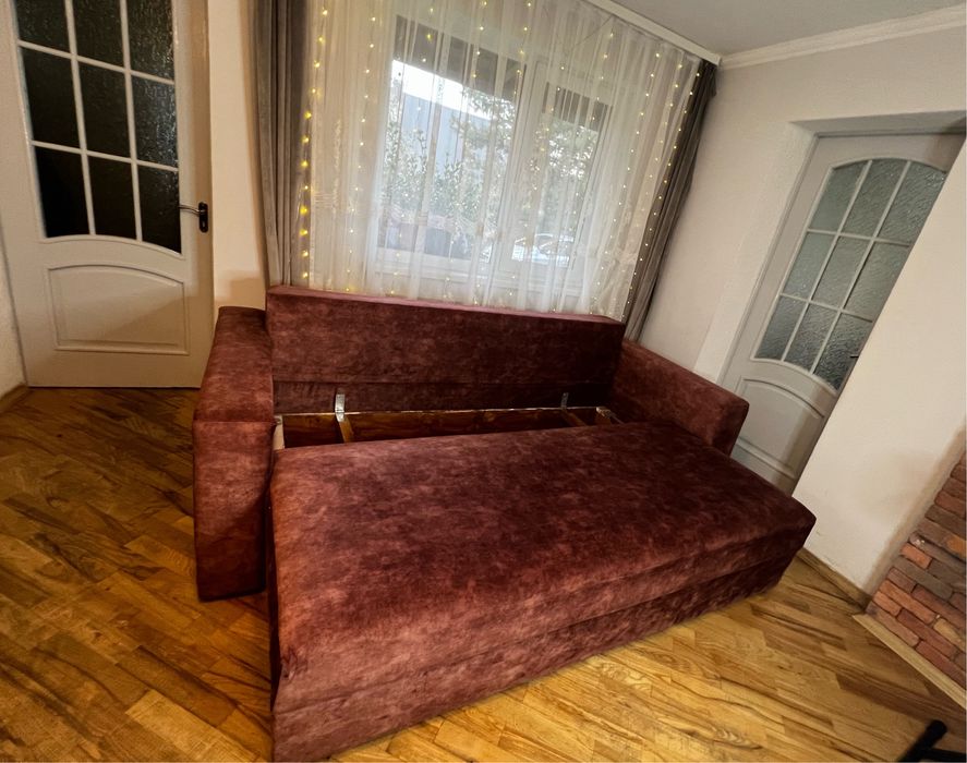 Диван у чудовому стані - як новий! НЕДОРОГО!