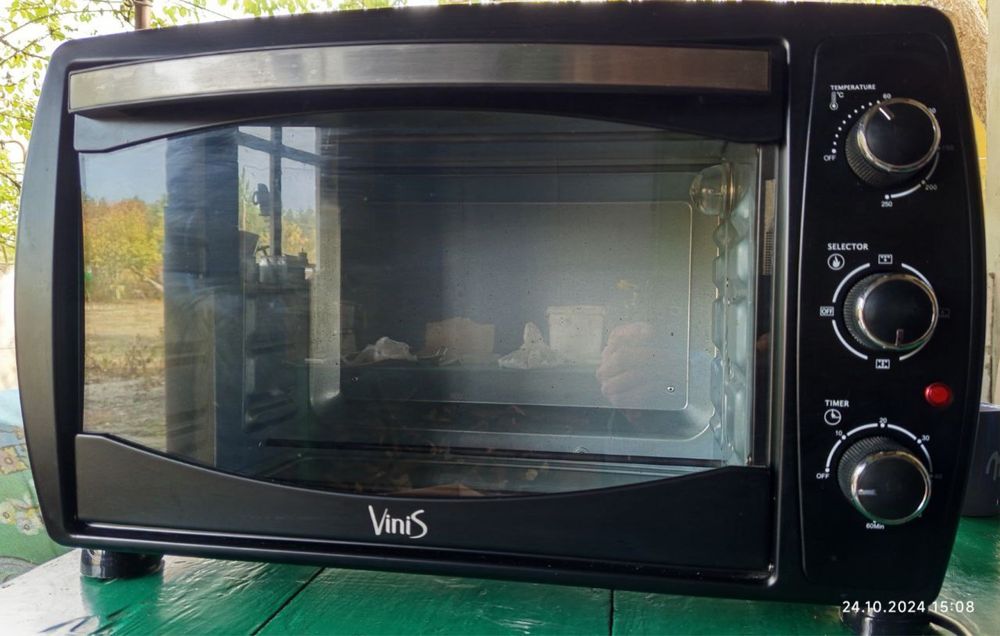 Електро духовка VINIS VO-4218