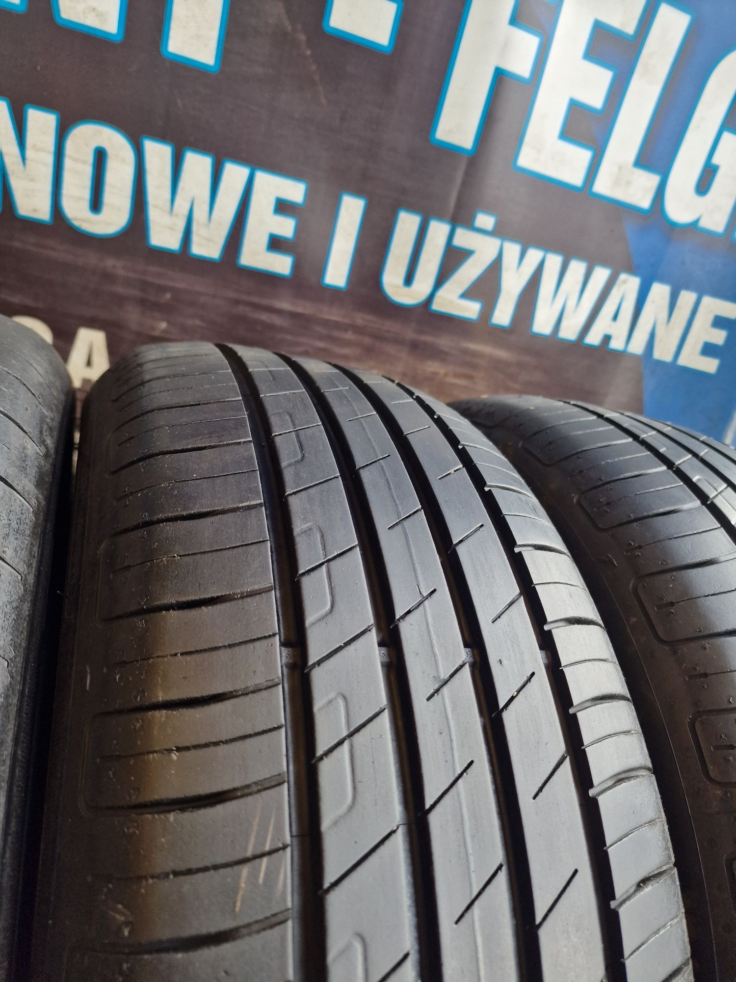 Opony letnie 215/55/17 Goodyear Komplet 7.2mm