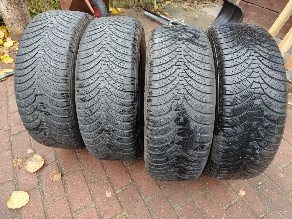 Opony wielosezonowe Falken 215/60R16