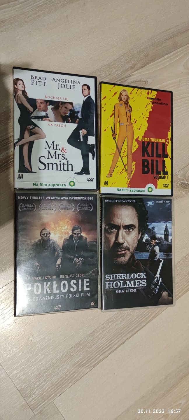 Cztery świetne filmy na dvd za 12 złotych:)