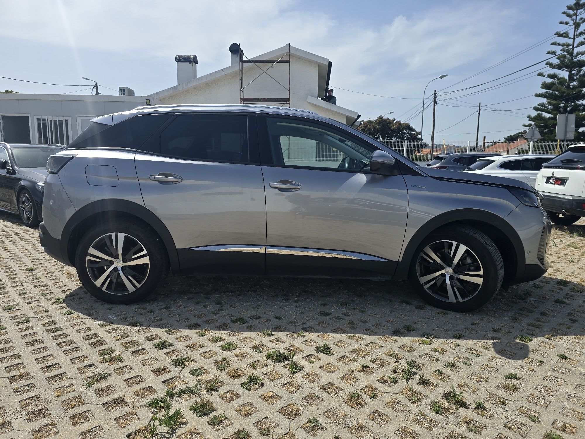 PEUGEOT  3008 1.6 HYBRID PLUG IN  ALLURE