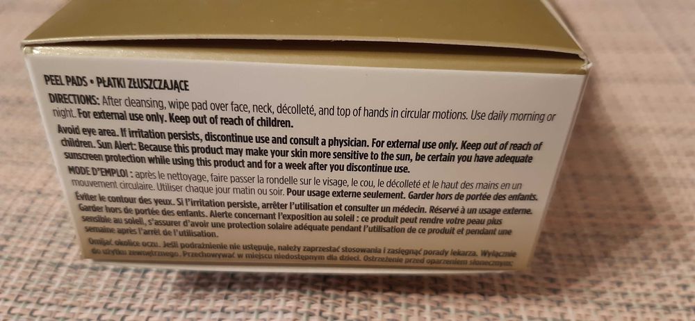 Arbonne DermResults Złuszczające płatki nadające blask