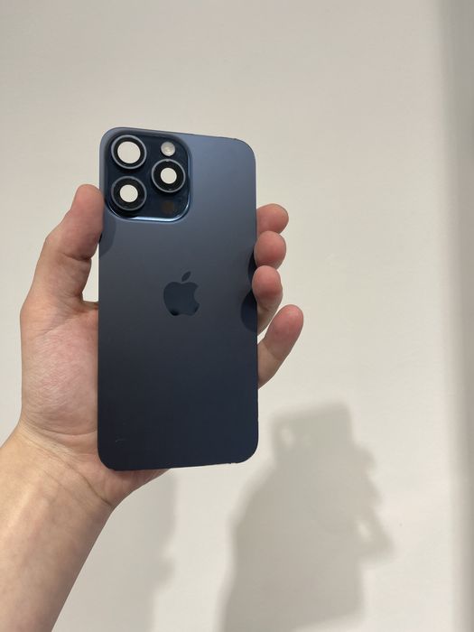 Оригінальне скло корпусу для iPhone 15 Pro Max Blue Titanium
