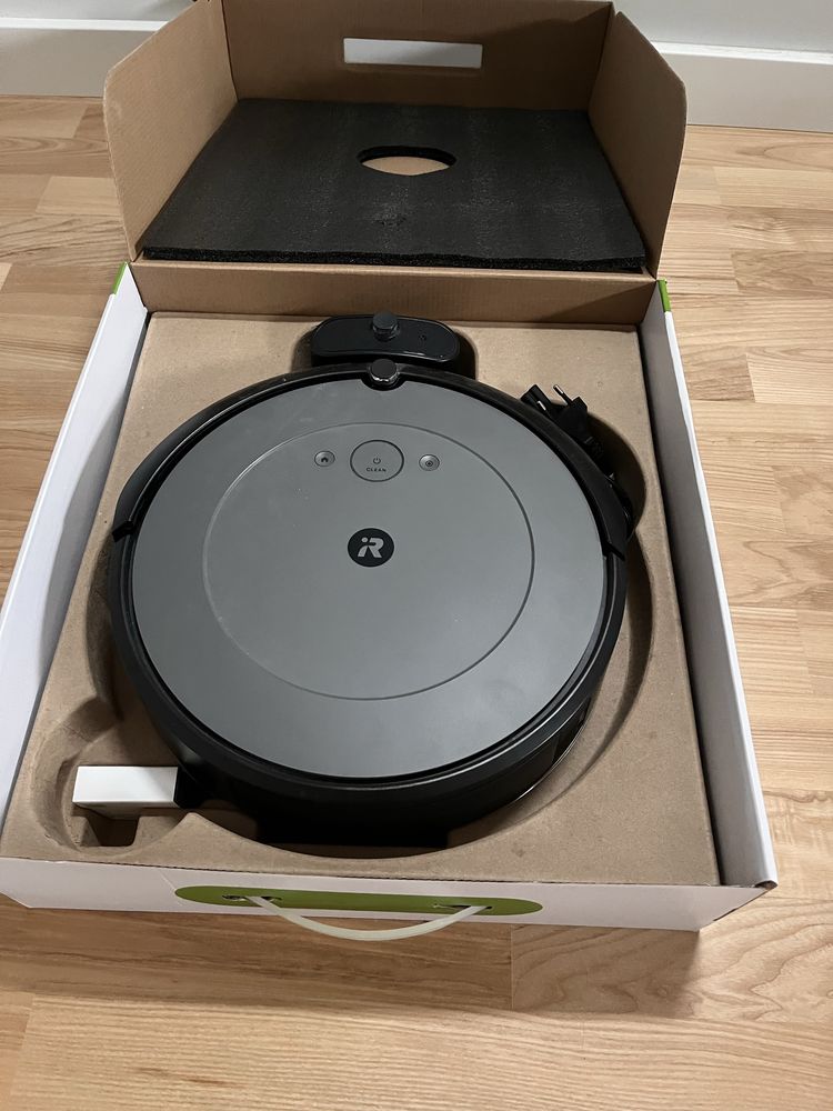Irobot roomba i1 158 jak nowa z pudelkiem
