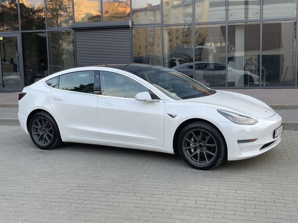 Tesla model 3 Long Range Dual Motor AWD повний привід 75kw