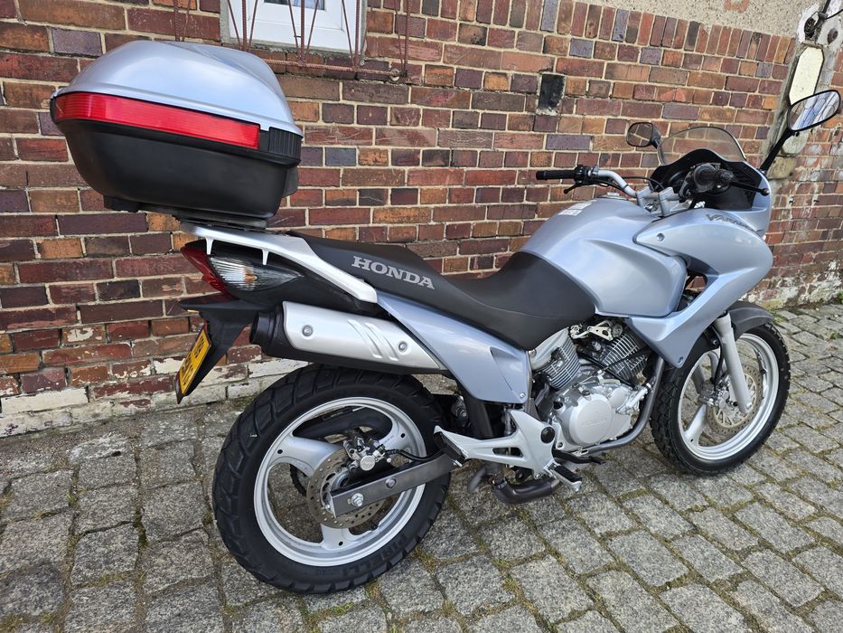 Honda XL 125 Varadero .2007r. Kufer // mały przebieg