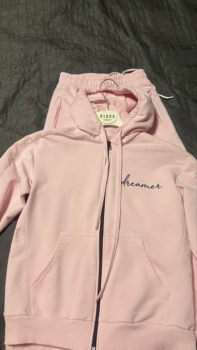 Спортивний костюм для дівчинки 134