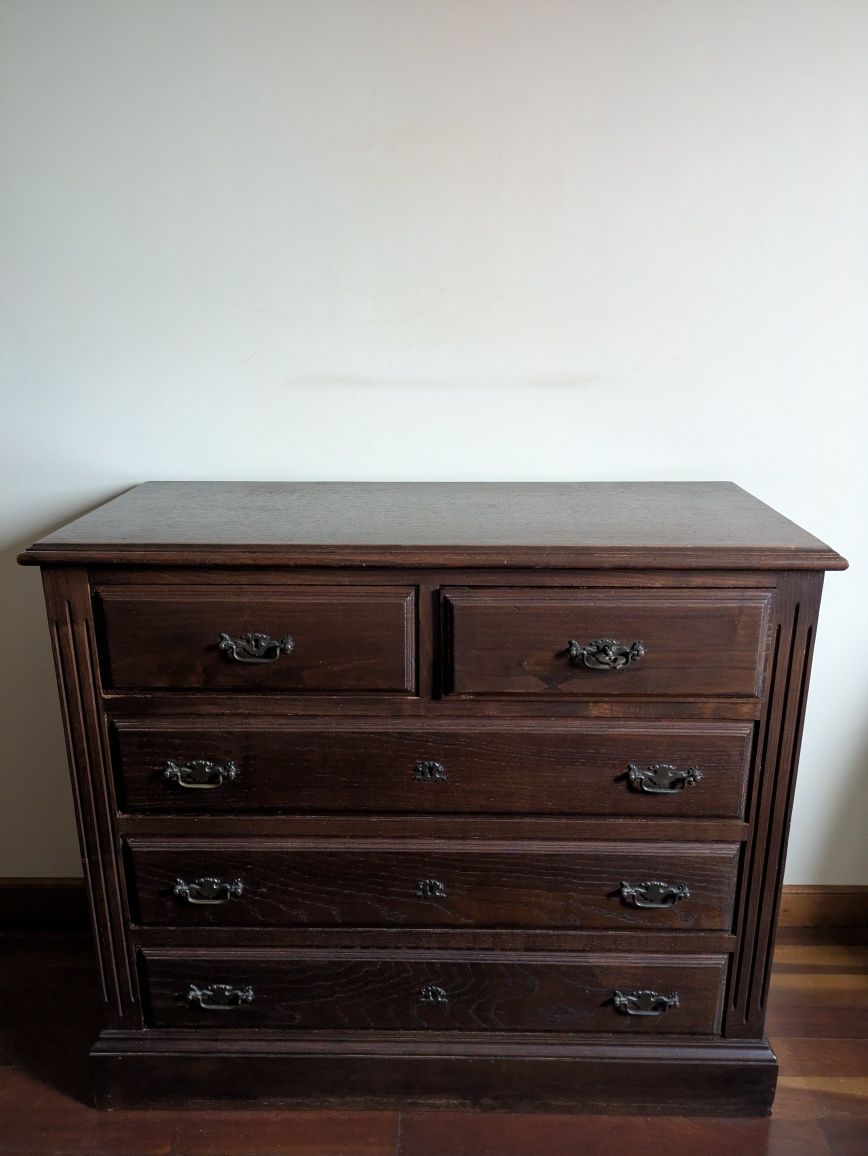 Conjunto de mobiliário para quarto