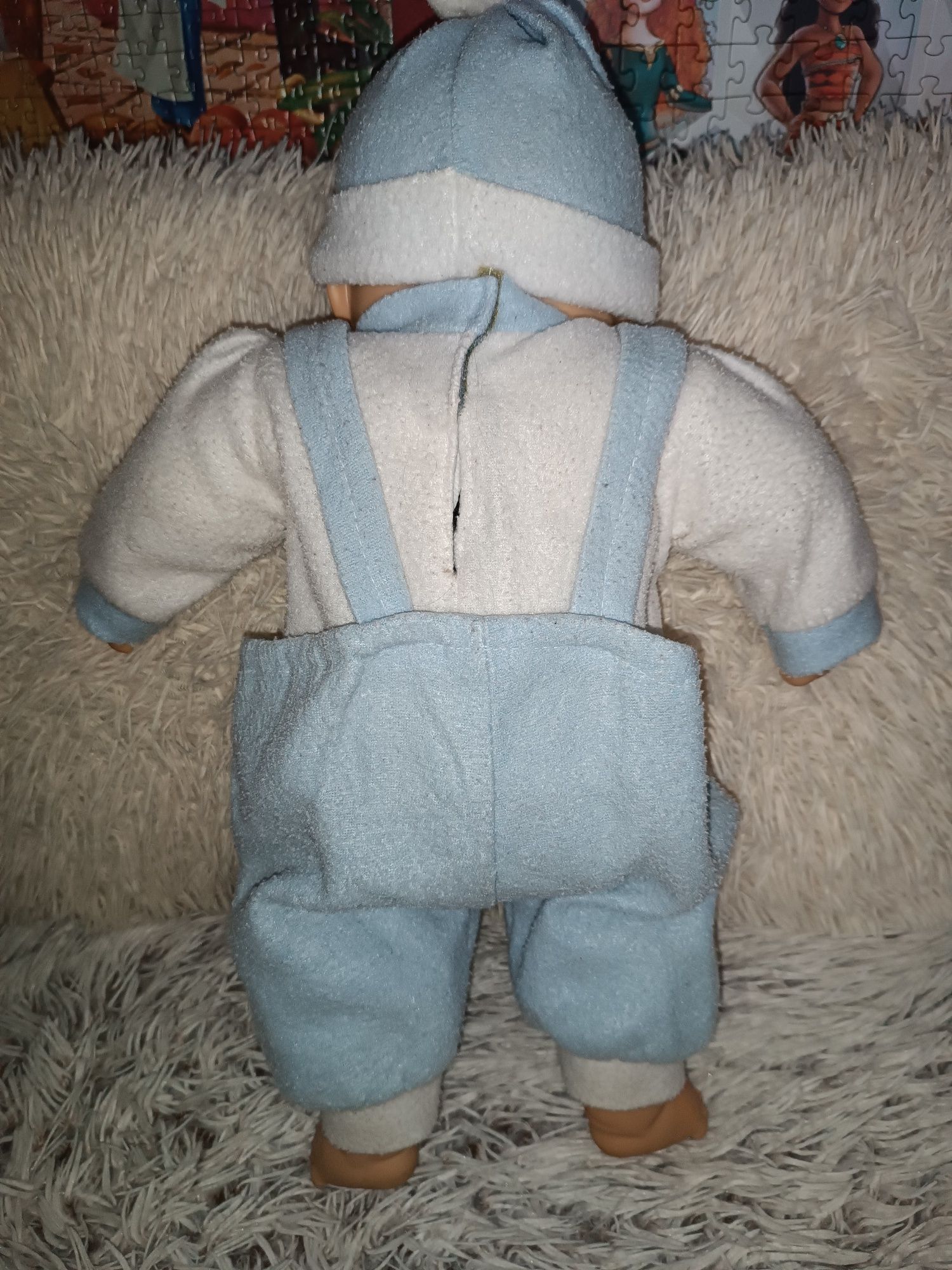 Лялька Пупс хлопчик у комбінезоні і шапочці (+змінні штани)