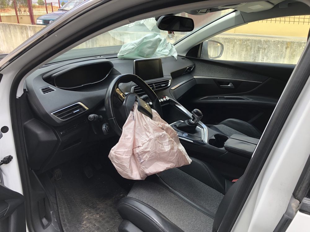 Peugeot 3008 1.6 2016 Salvado