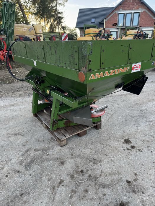 W ofercie Rozsiewacz amazone ZA M compact 1000 z nadstawką