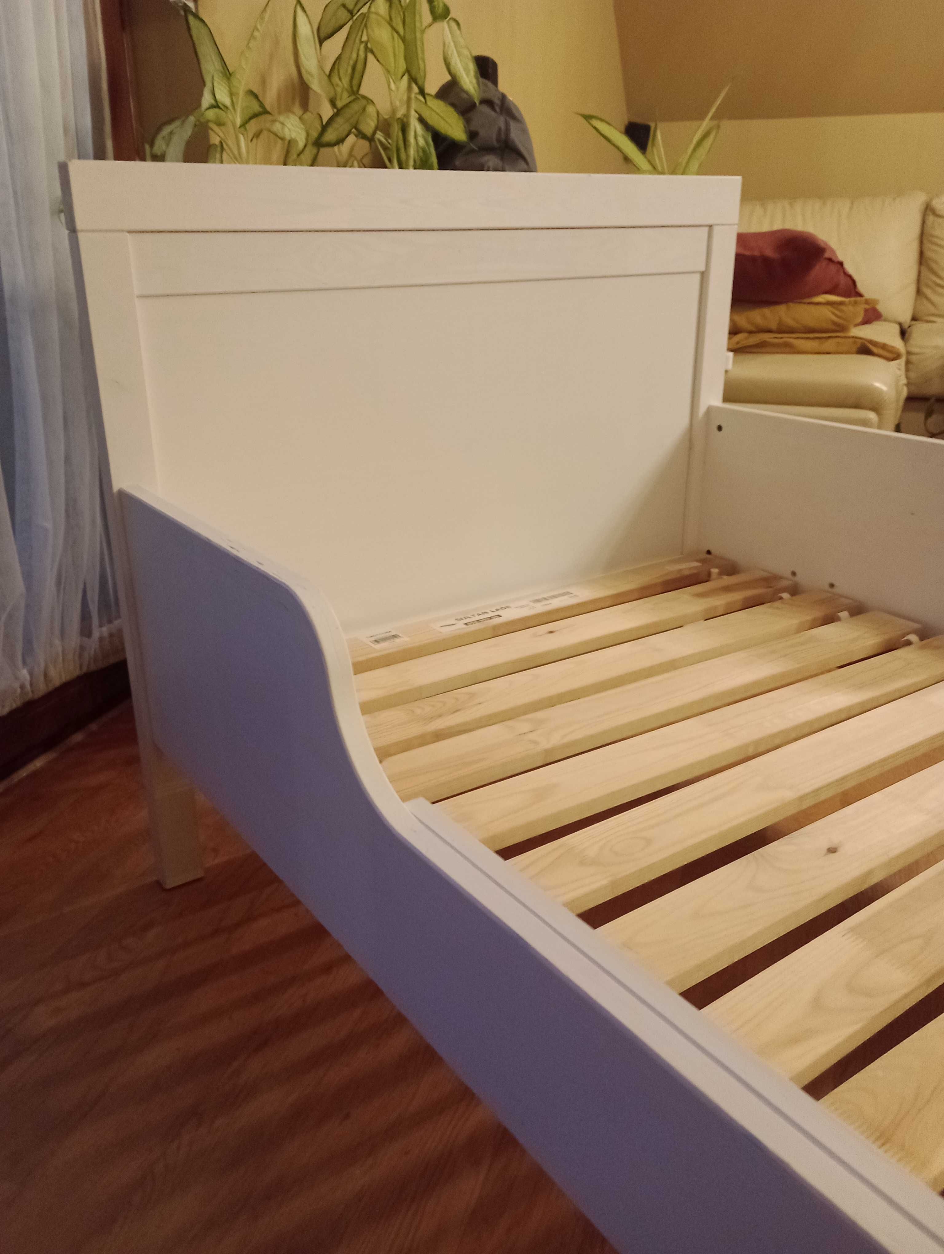 Łóżko Ikea Sundvik "rosnące z dzieckiem"