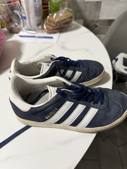 Кроссовки adidas 33 размера