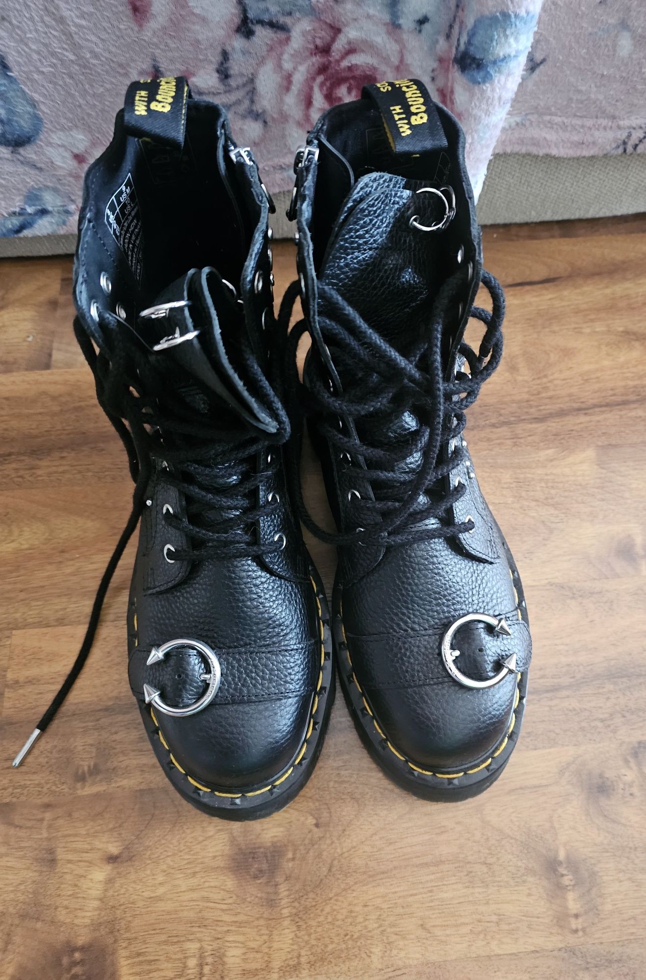 Martensy Jadon Boot Piercing