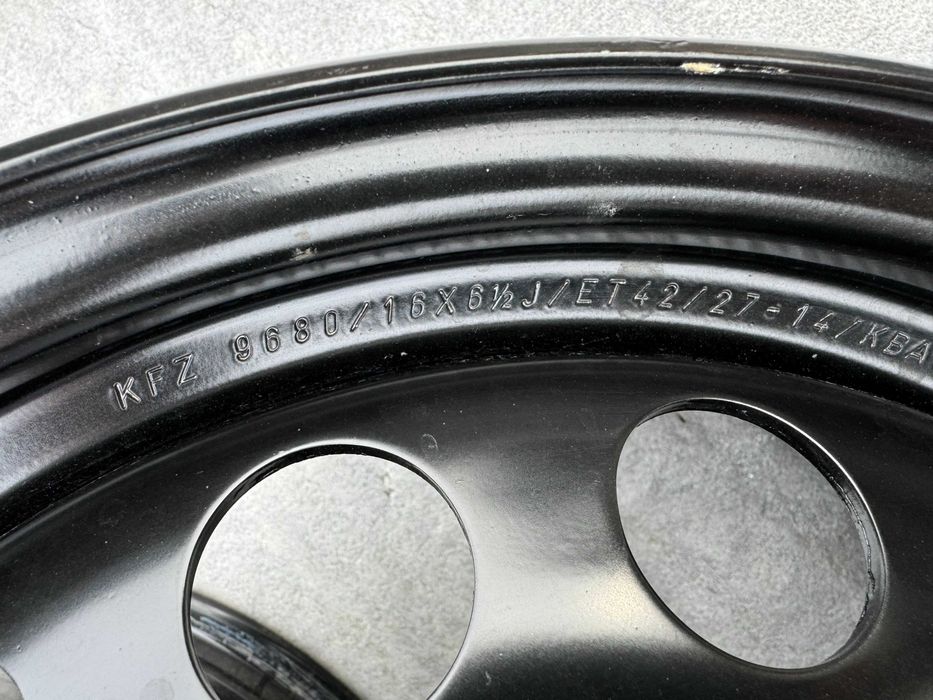 4x felga stalowa 6,5Jx16 VW Golf Audi A3 Seat Skoda 5x100 ET42 nowe