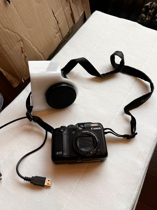 Фотоапарат Canon G12