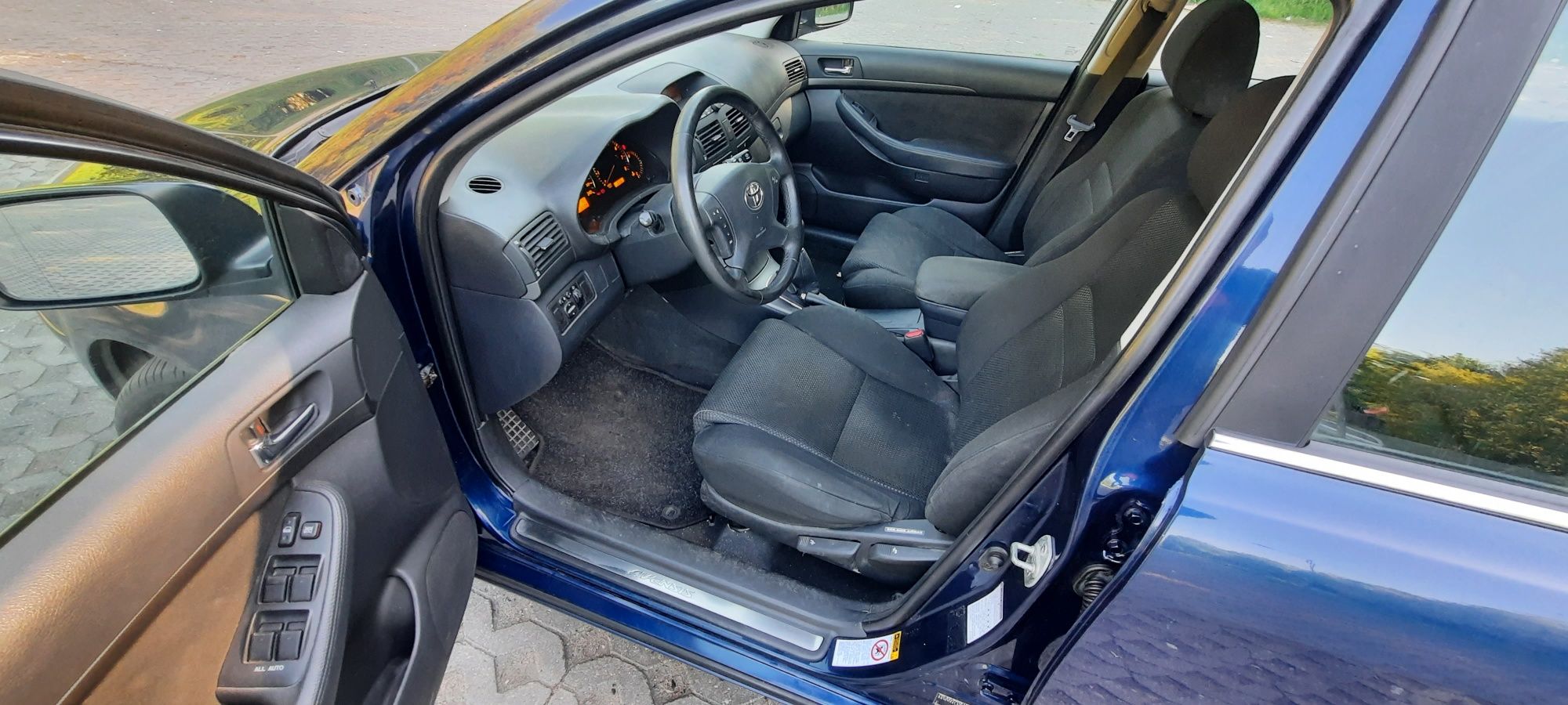 Toyota Avensis t25 kombi 1.8 benzyna