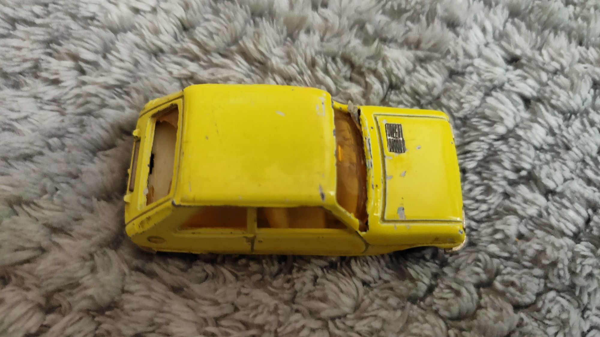 Auto resorówka Majorette Renault 257