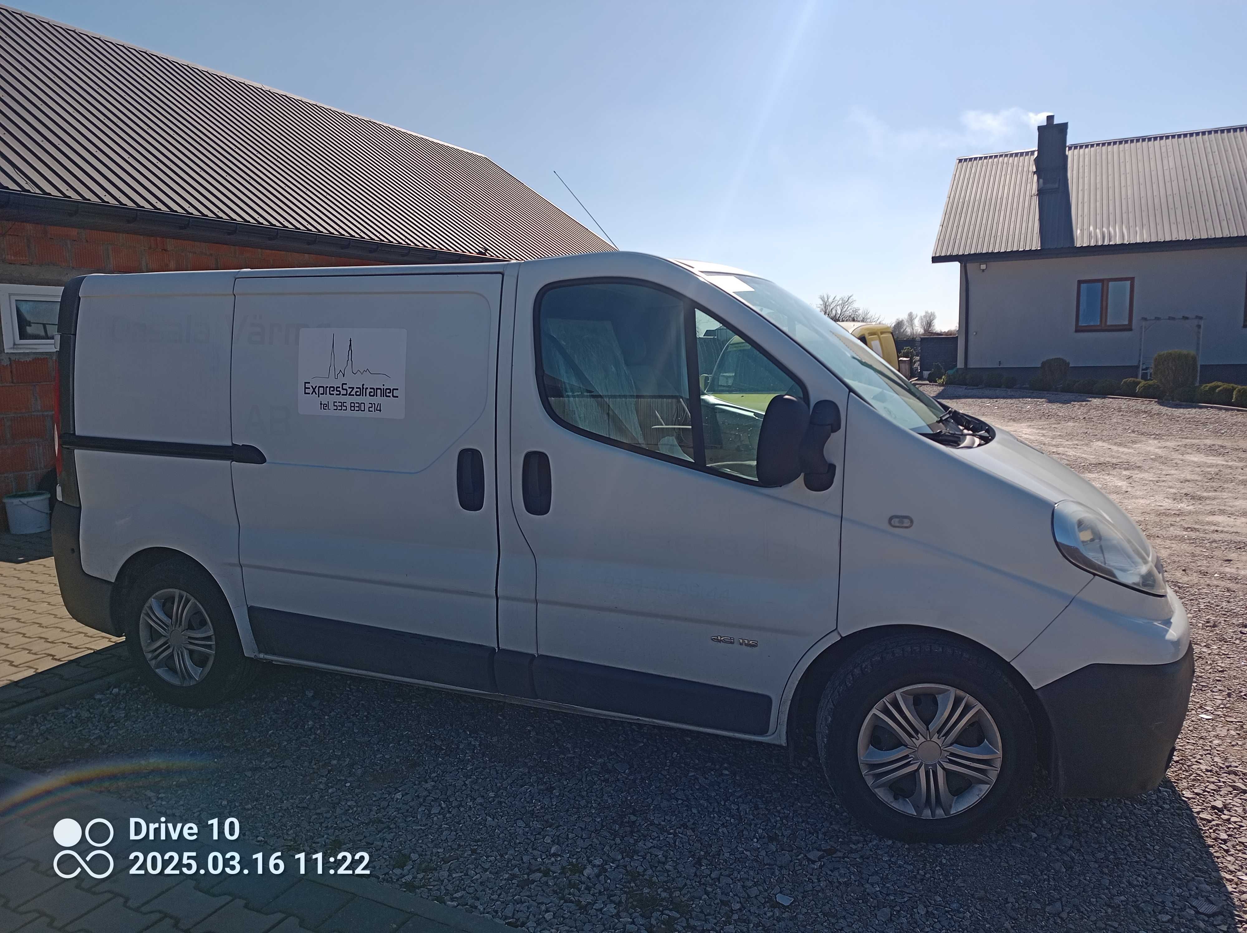Nissan Primastar 2.0 115kM to co Renault Trafic