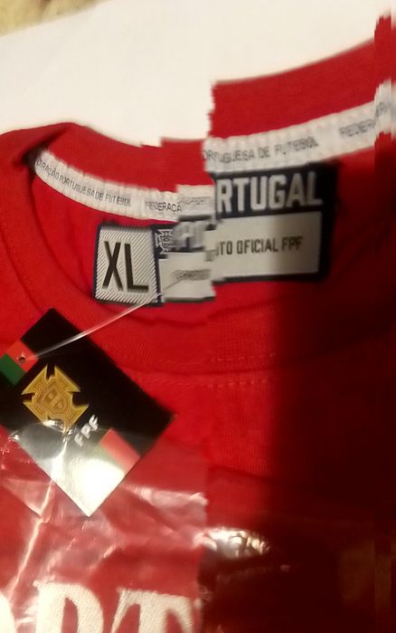 camisola nova e oficial de Portugal bordados nome e emblema.