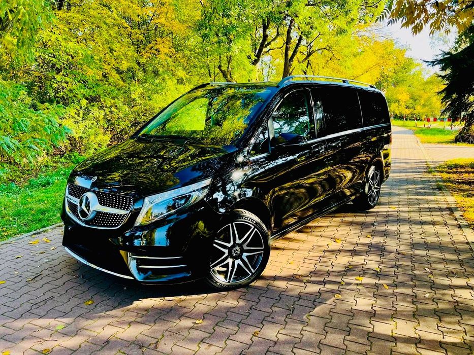 Mercedes-Benz Klasa V Stan idealny. Klasa V 300, 4matic. Skrzynia 9G-tronic. Jasne skóry.