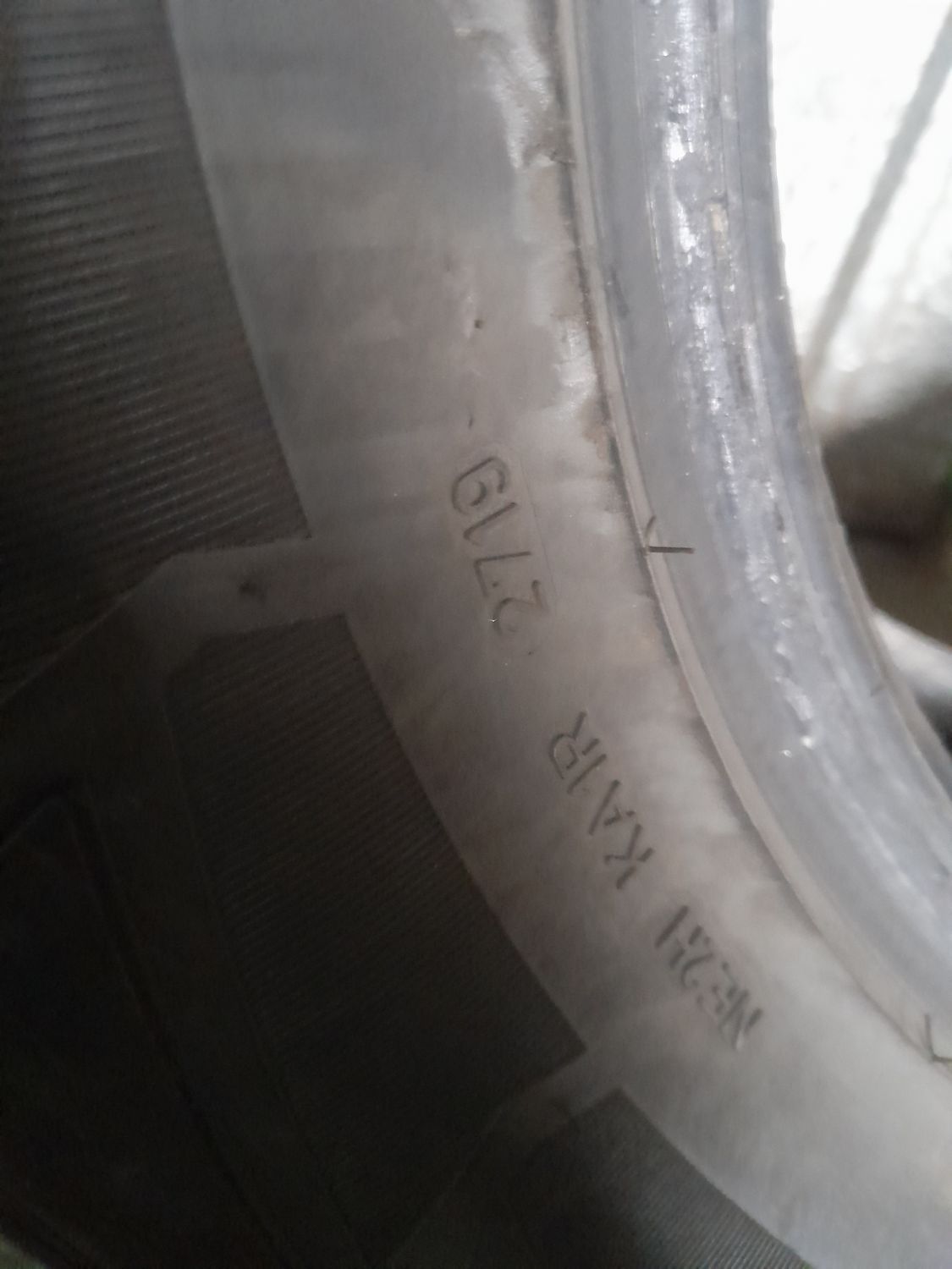 Шини Goodyear UltraGrip Ice SUV Gen-1 265/65 R17 112T Б/У 5,5 мм