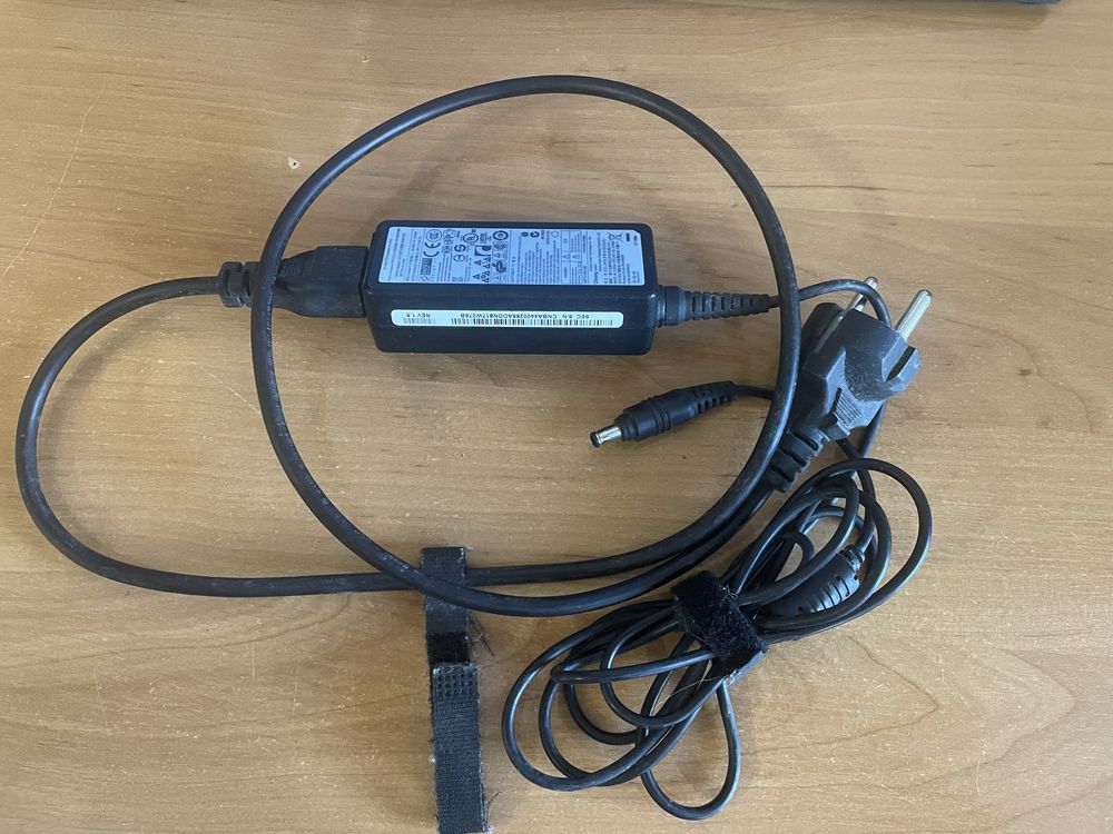 Блок живлення для ноутбука Samsung CPA09-002A