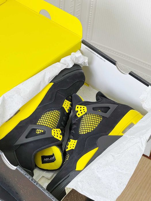 Buty Trampki Jordan 4 Retro Thunder_R.40