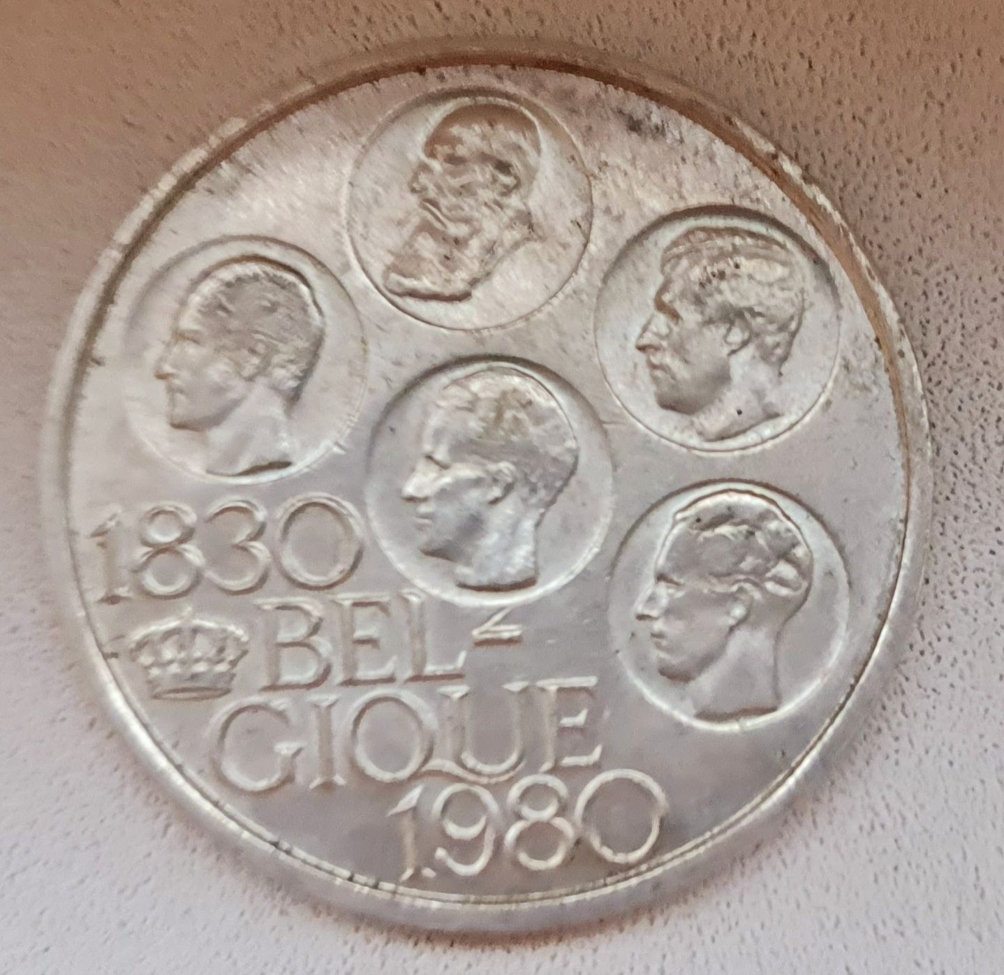 500 франков 1980 года. 150 лет независимости. Бельгия XF, №2 в Киеве
И